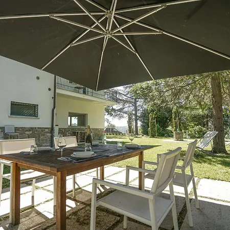 Holiday home Cozy In With Kitchen *